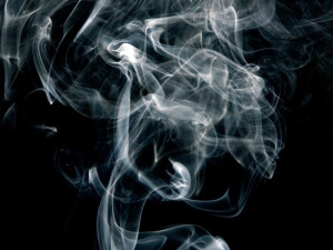 Miért érdemes füstgáz hőmérséklet alapján szabályozni a puffer tartály keringető szivattyúját?